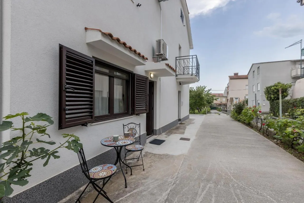 Apartment Lamasha Kaštela Kroatien